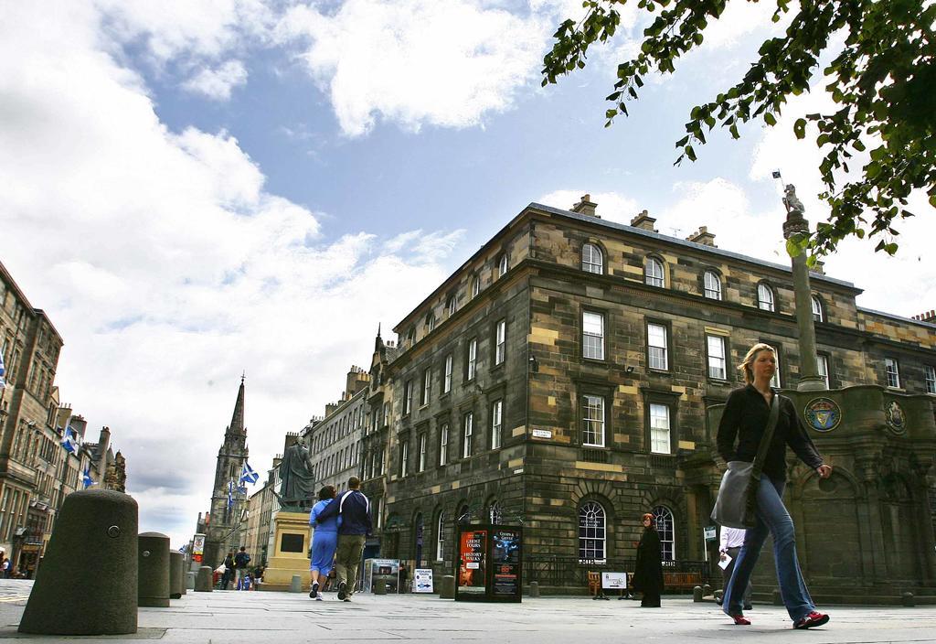 Parliament Sq Apartment Edinburgh Exterior photo